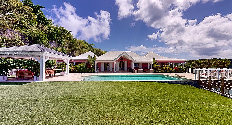 Mustique